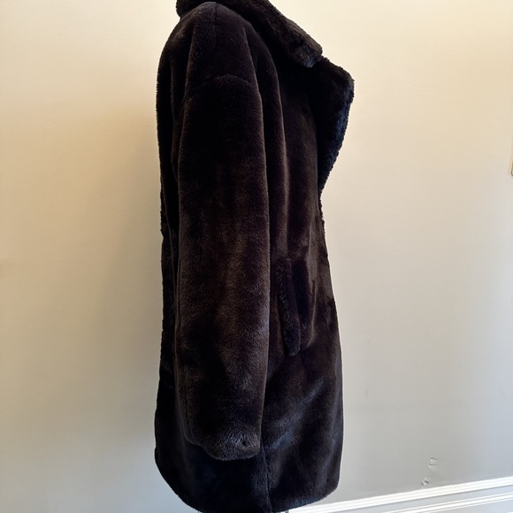 ICHI super soft faux fur jacket with big collar and pockets - Picture 5 of 10